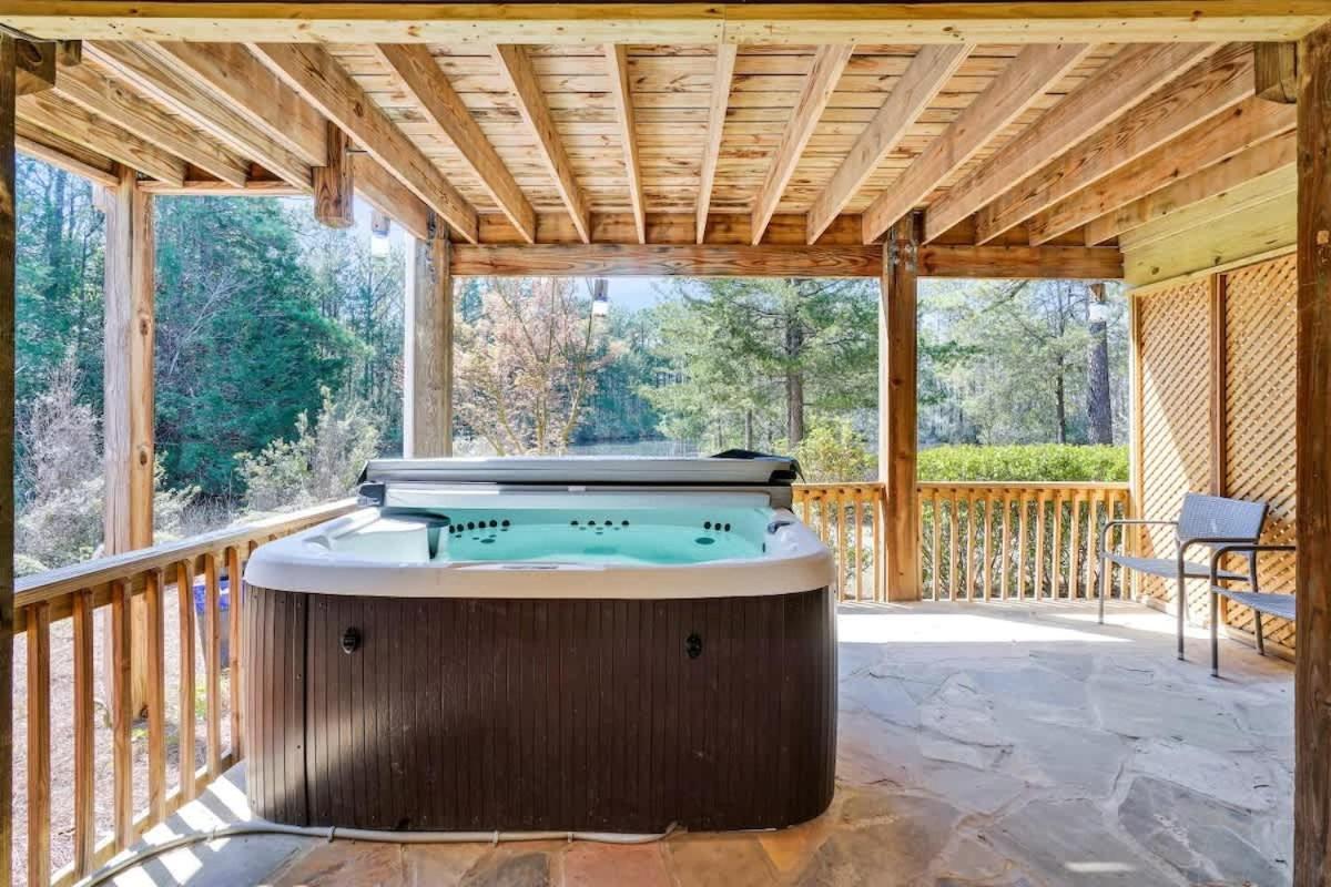 Heated Private Pool, Pond Views, Fishing, Mins To Carolina Beach Wilmington Exterior photo